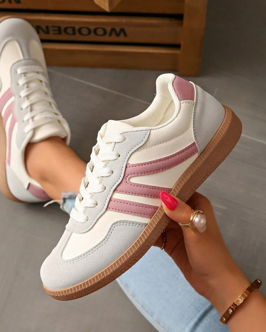 Veltrix | Zapatillas ortopédicas de mujer con cordones