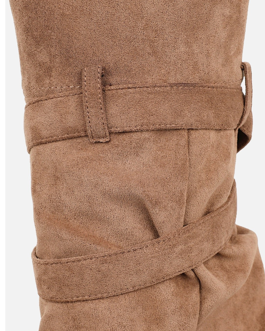 Risco | Botas biker con hebilla y tachuelas