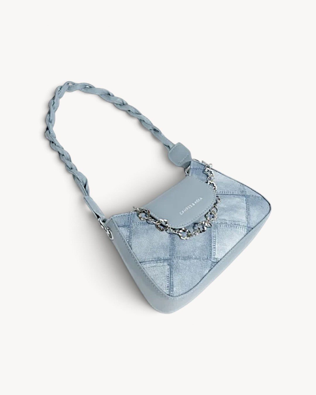 Dione | Bolso bandolera acolchado con solapa y cadena