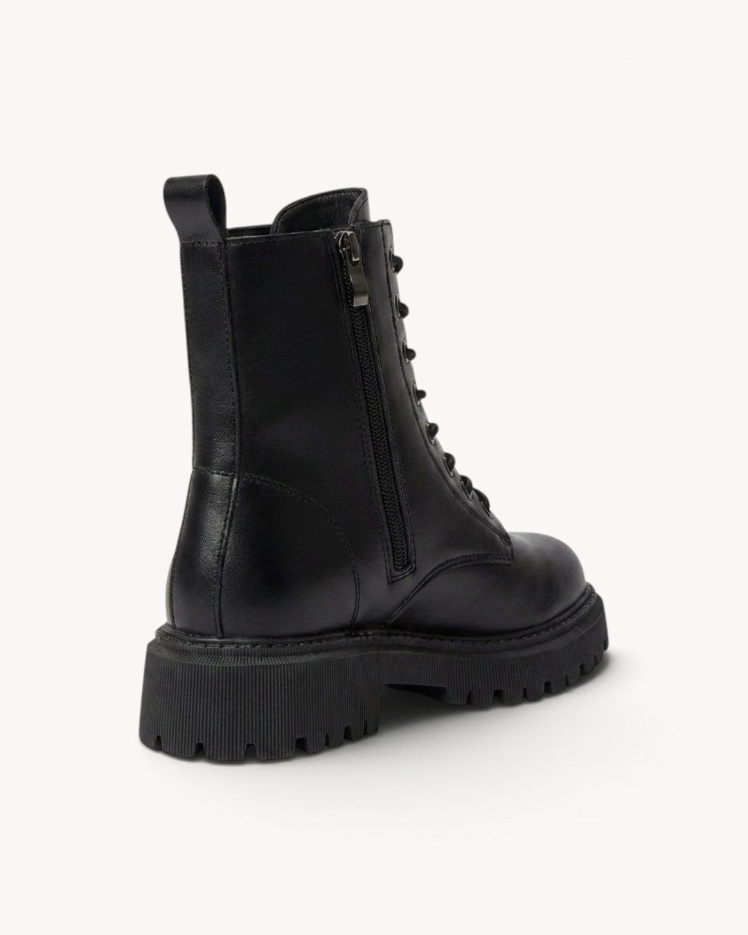 Virellune | Botines militares con cordones, suela track y cremallera